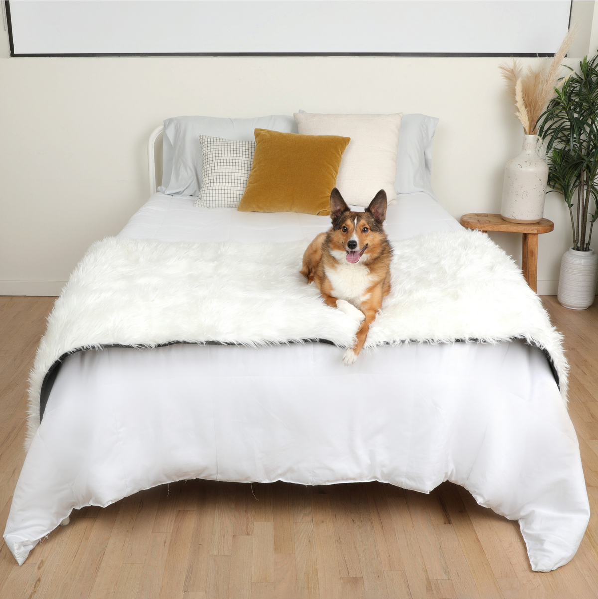 PupProtector™ Waterproof Bed Runner - Polar White image 5