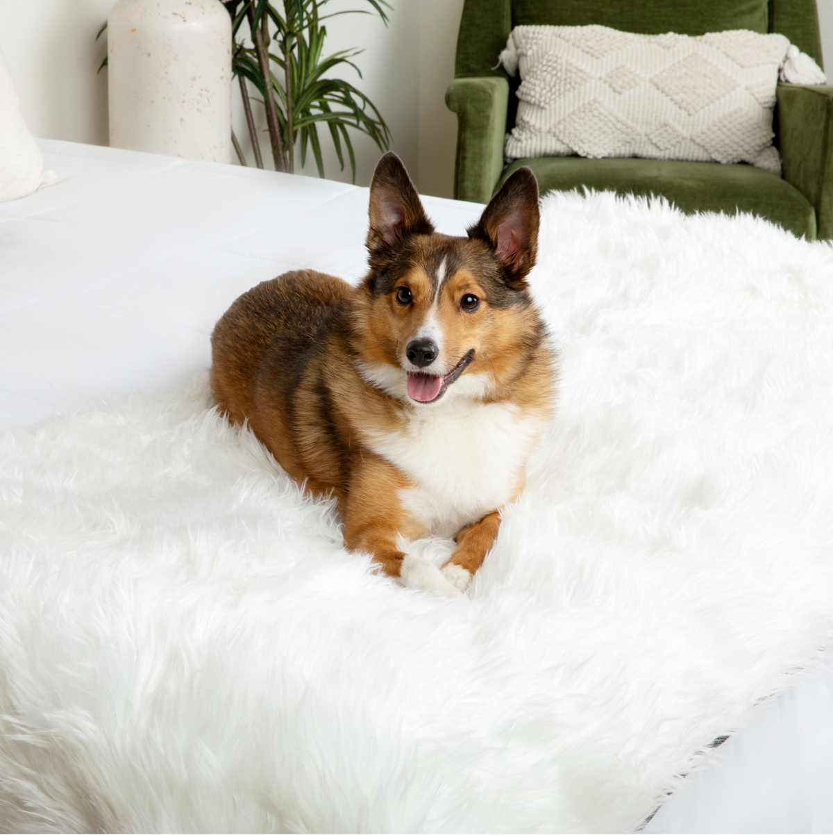 PupProtector™ Waterproof Bed Runner - Polar White image 4