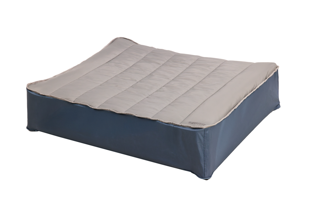 Mt. EverRest™ Insulated Dog Cot Cover image 2