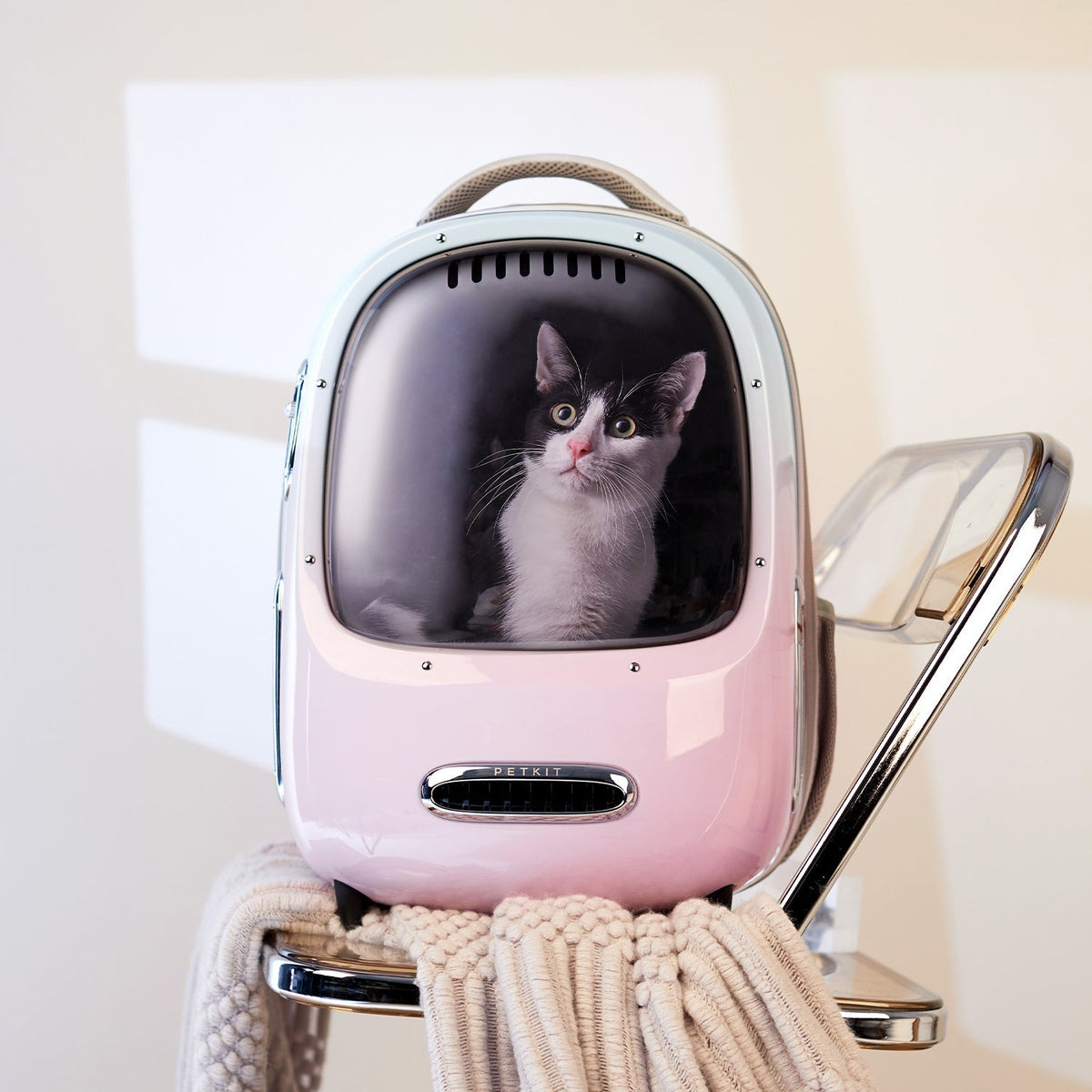 Breezy 2 Cat Carrier - Gradient Pink Blue image 2