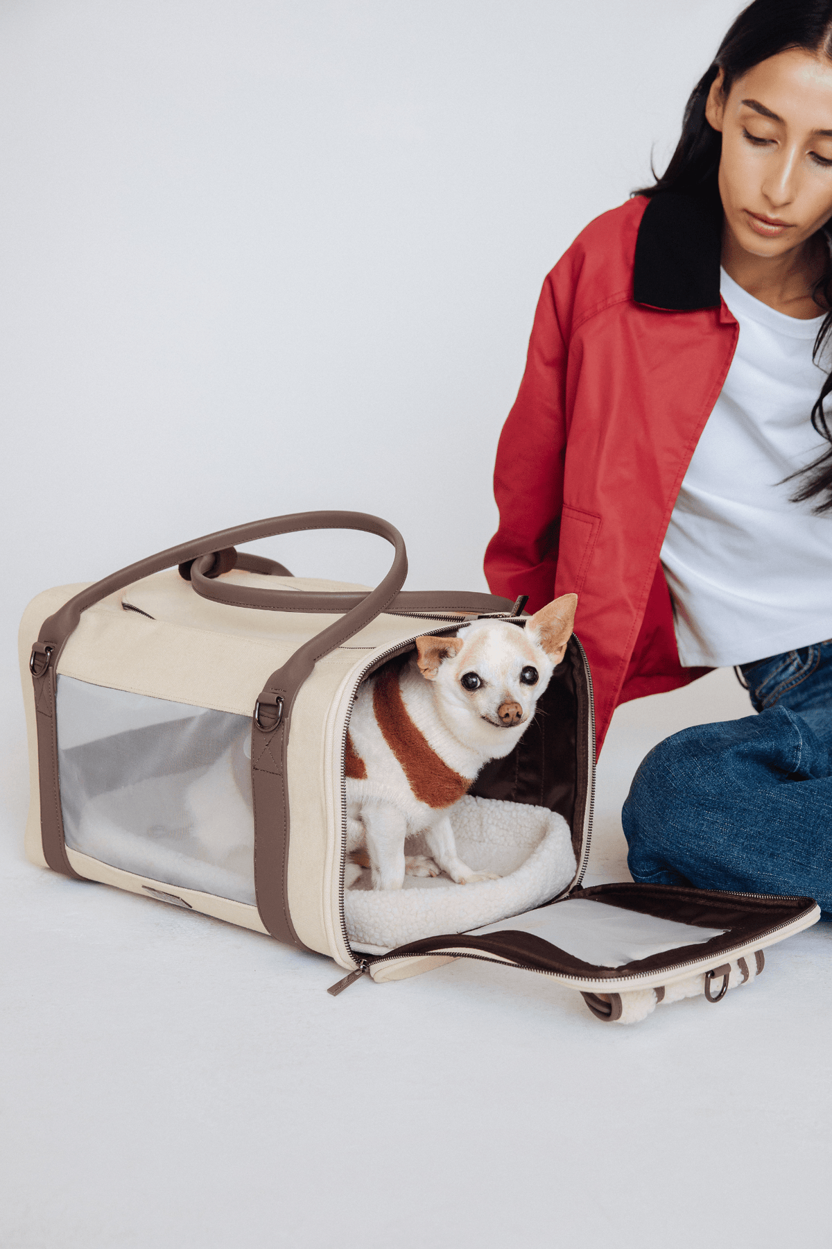 Global Citizen Pet Carrier Bag image 2